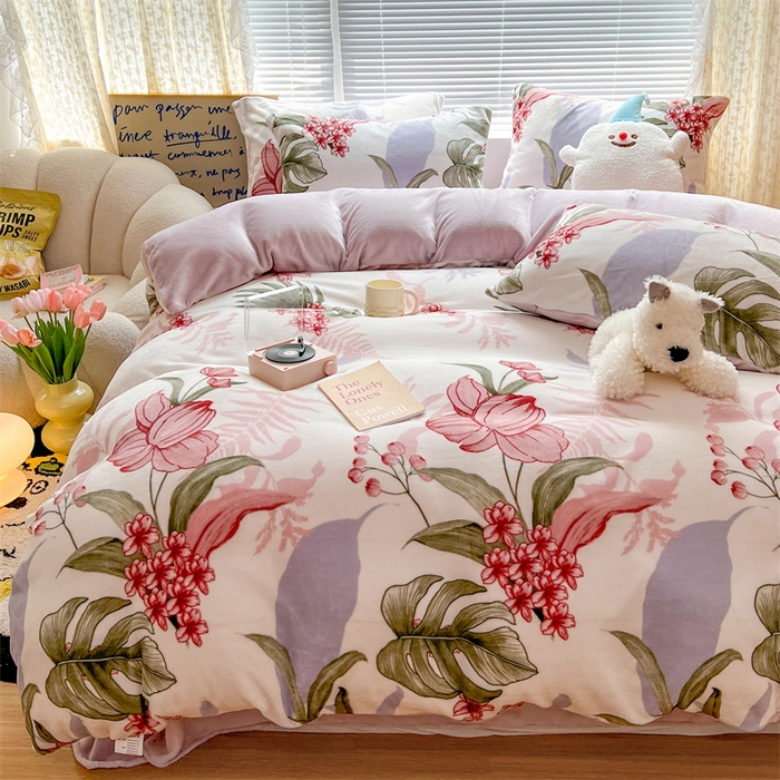 91家纺网 家纺一手货源 找家纺 顾里家纺 2023新款ins少女保暖牛奶绒四件套第二批 彼岸花