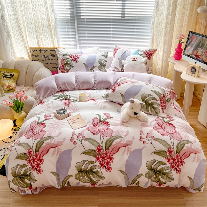 91家纺网 家纺一手货源 找家纺 顾里家纺 2023新款ins少女保暖牛奶绒四件套第二批 彼岸花