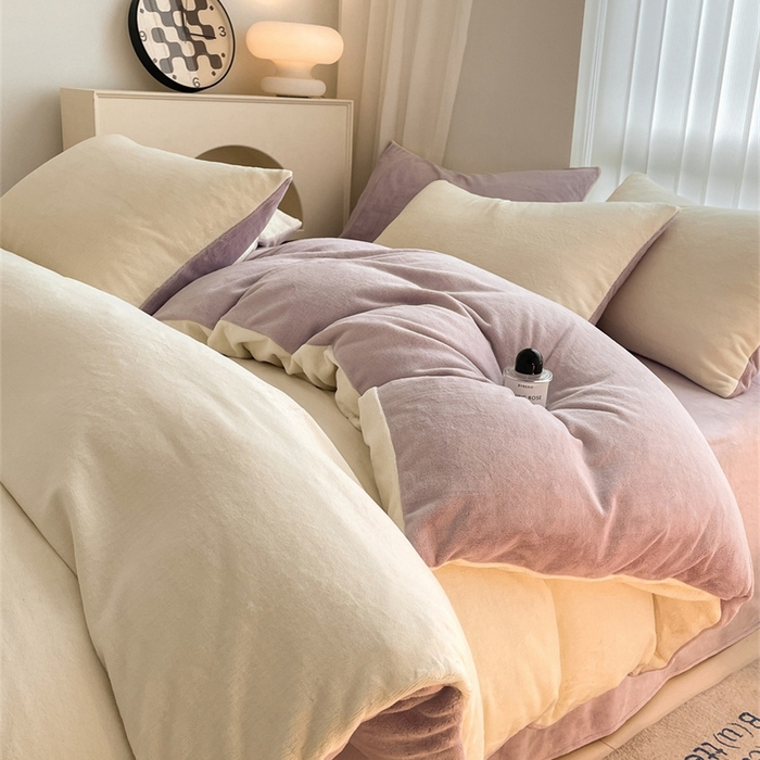 91家纺网 家纺一手货源 找家纺 古吉梦 2023新款牛奶绒纯色双拼（跑量款）四件套 奶芋色+微紫