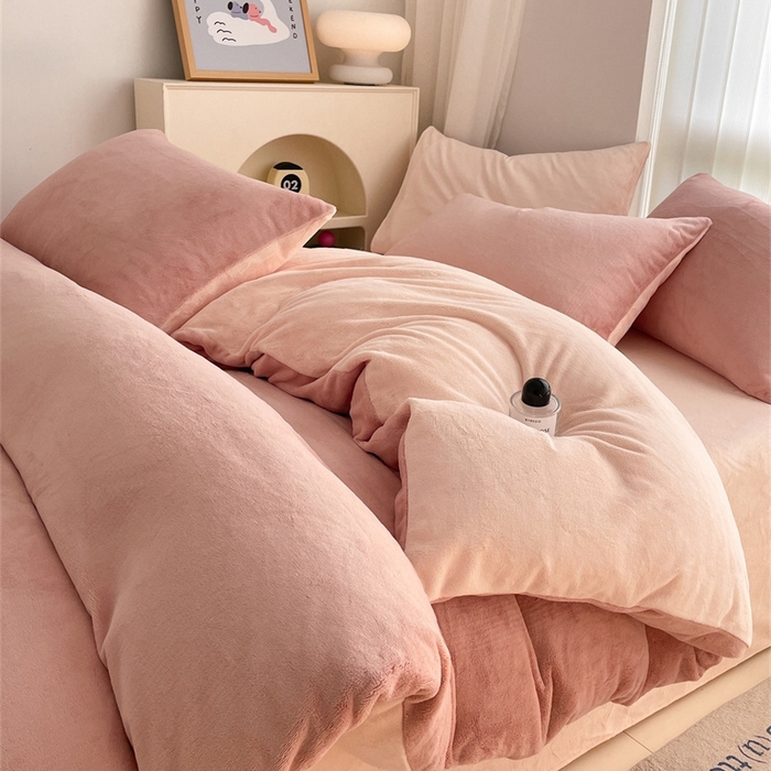 91家纺网 家纺一手货源 找家纺 古吉梦 2023新款牛奶绒纯色双拼（跑量款）四件套 可可粉+香蕉玉