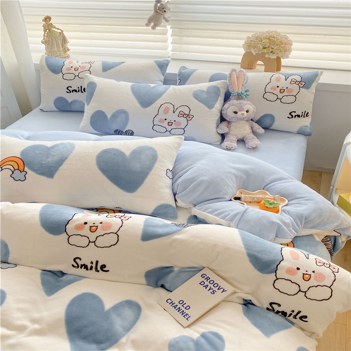 91家纺网 家纺一手货源 找家纺 古吉梦 2023新增牛奶绒印花（跑量款） 蓝色恋人