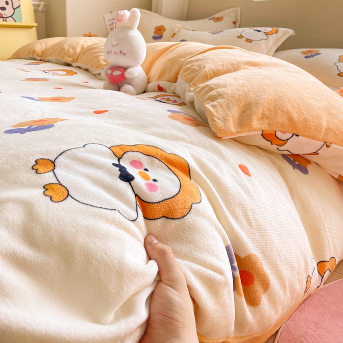 91家纺网 家纺一手货源 找家纺 沐慕 2024新款牛奶绒加厚保暖卡通印花四件套 萌萌鸭