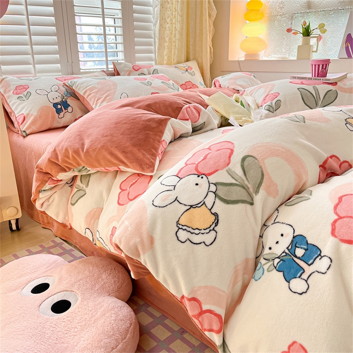 91家纺网 家纺一手货源 找家纺 古吉梦 2023新增牛奶绒印花（跑量款） 可爱兔兔