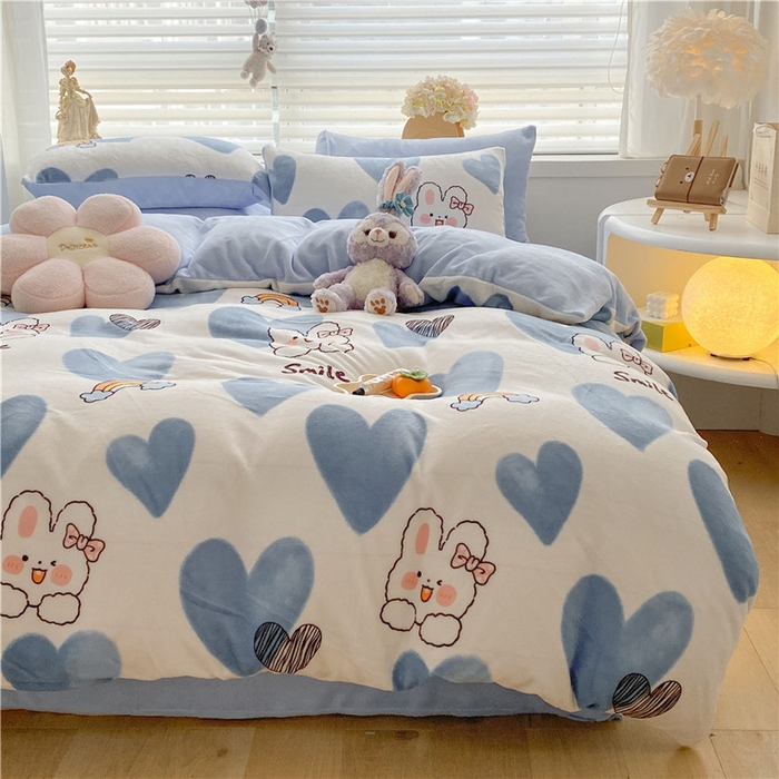 91家纺网 家纺一手货源 找家纺 古吉梦 2023新增牛奶绒印花（跑量款） 蓝色恋人