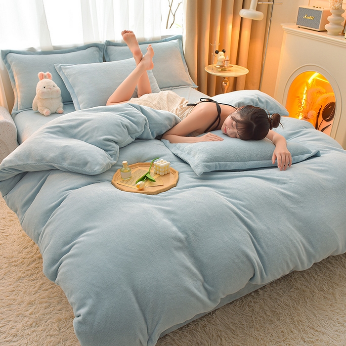 91家纺网 家纺一手货源 找家纺 简爱2025新款纯色双拼牛奶绒四件套被套（跑量款）直播 天蓝