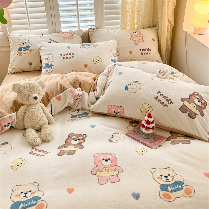 91家纺网 家纺一手货源 找家纺 古吉梦 2023新增牛奶绒印花（跑量款） 可爱熊