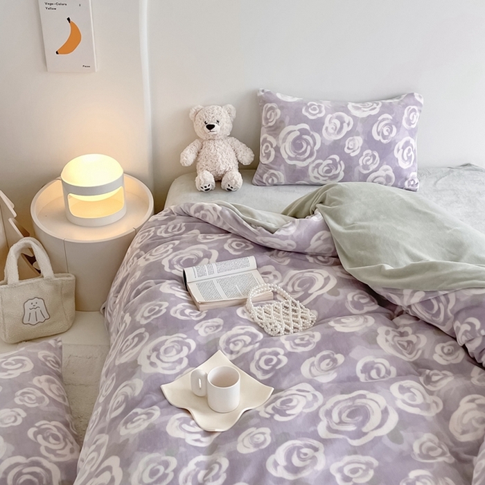 91家纺网 家纺一手货源 找家纺 潘朵拉 2023新款秋冬ins韩系牛奶绒印花四件套 紫玫瑰