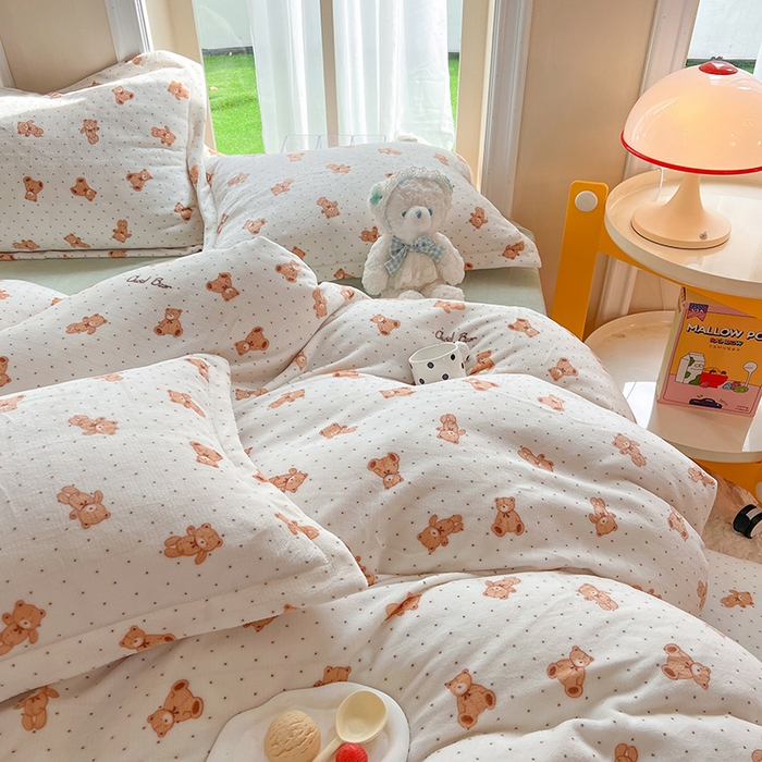 91家纺网 家纺一手货源 找家纺 妖妖家纺 2023新款牛奶绒四件套 呆萌熊