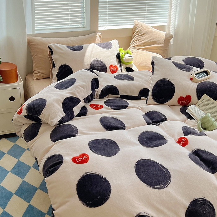 91家纺网 家纺一手货源 找家纺 三朵家纺 2023年牛奶绒小清新系列四件套 浩瀚星河