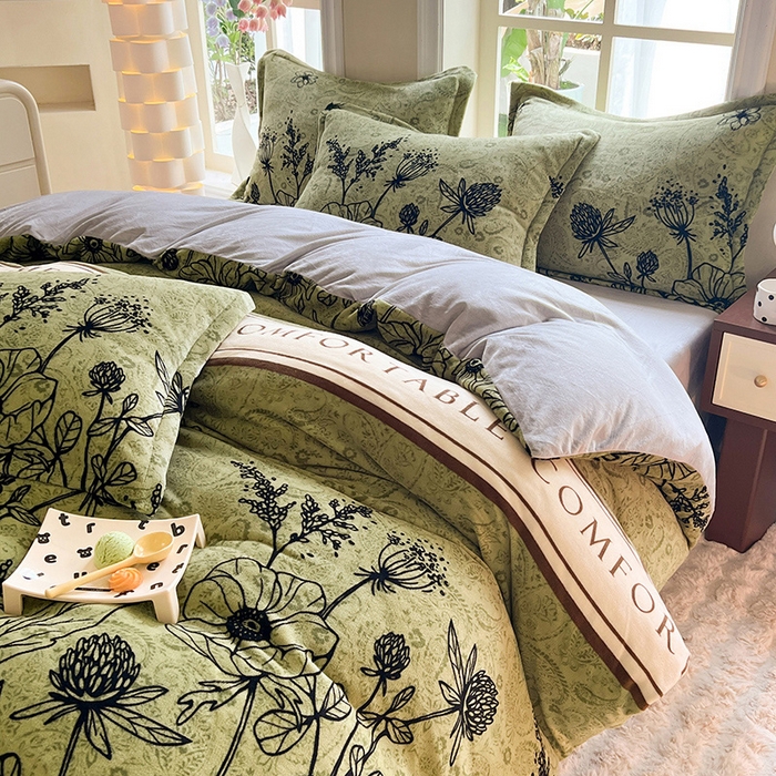 91家纺网 家纺一手货源 找家纺 妖妖家纺 2023新款牛奶绒四件套 奇谷花