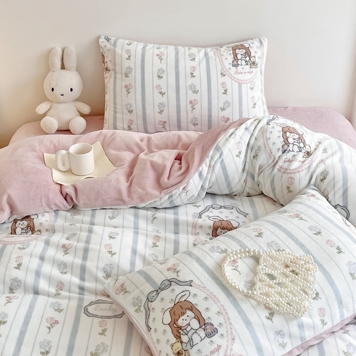 91家纺网 家纺一手货源 找家纺 潘朵拉 2023新款秋冬ins韩系牛奶绒印花四件套 花姑娘