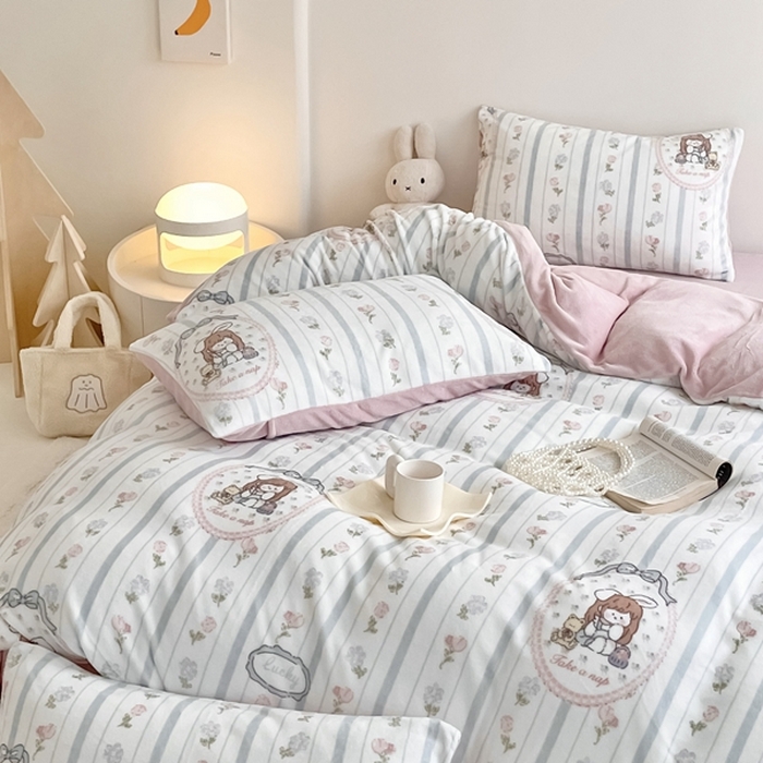 91家纺网 家纺一手货源 找家纺 潘朵拉 2023新款秋冬ins韩系牛奶绒印花四件套 花姑娘