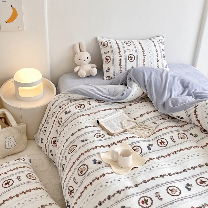 91家纺网 家纺一手货源 找家纺 潘朵拉 2023新款秋冬ins韩系牛奶绒印花四件套 冬日缤纷