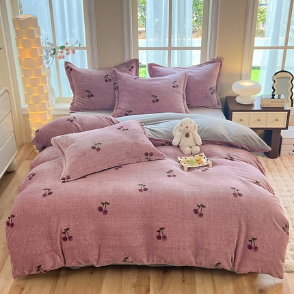 妖妖家纺 2023新款牛奶绒四件套 紫车厘
