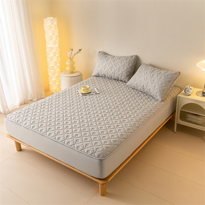 91家纺网 家纺一手货源 找家纺 慕色家纺 2023新款防水大豆夹棉床笠 向阳花-浅灰