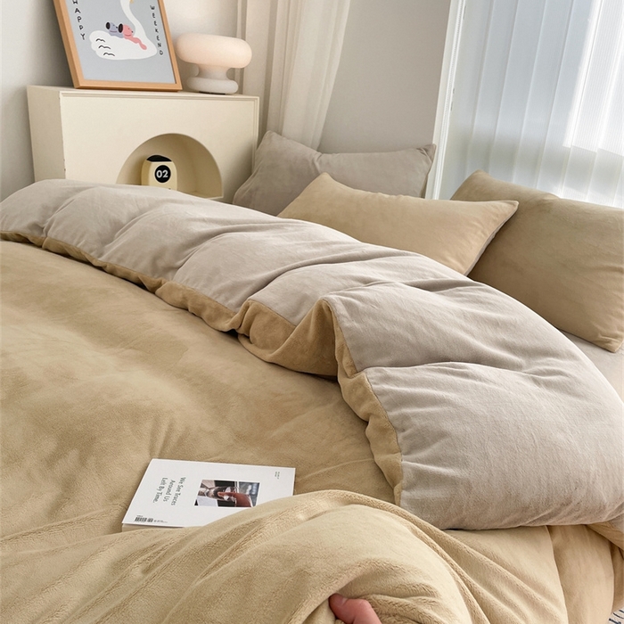 91家纺网 家纺一手货源 找家纺 古吉梦 2023新款牛奶绒纯色双拼（跑量款）四件套 杏仁+香草灰