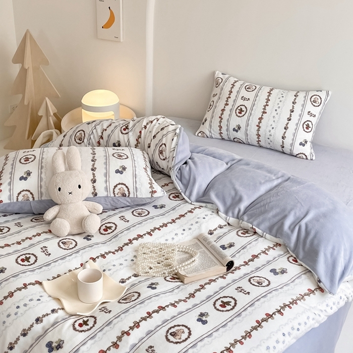 91家纺网 家纺一手货源 找家纺 潘朵拉 2023新款秋冬ins韩系牛奶绒印花四件套 冬日缤纷