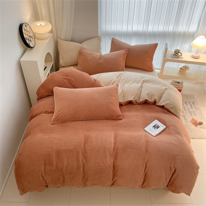 91家纺网 家纺一手货源 找家纺 古吉梦 2023新款牛奶绒纯色双拼（跑量款）四件套 亚麻驼+香槟