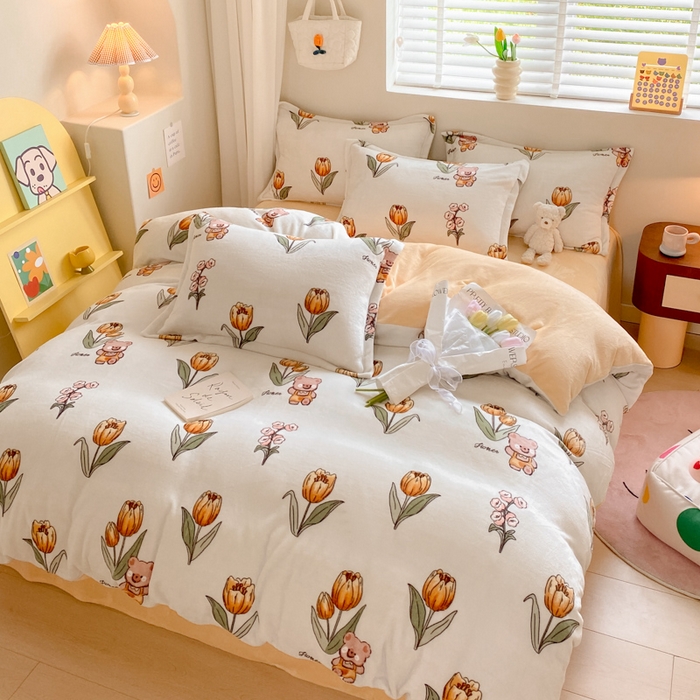 91家纺网 家纺一手货源 找家纺 沐慕 2024新款牛奶绒加厚保暖卡通印花四件套 可可花