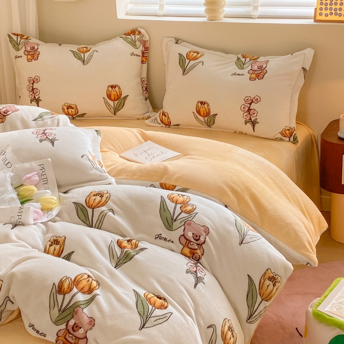 91家纺网 家纺一手货源 找家纺 沐慕 2024新款牛奶绒加厚保暖卡通印花四件套 可可花