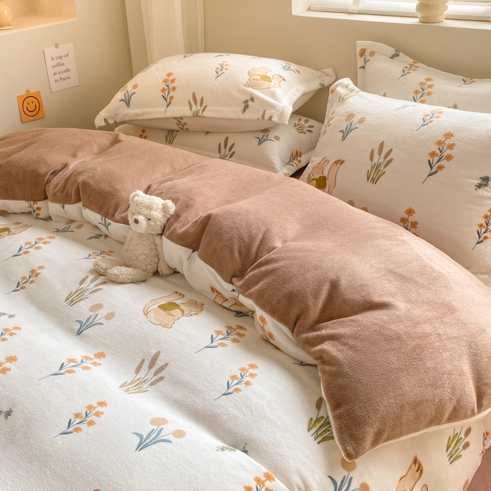 91家纺网 家纺一手货源 找家纺 沐慕 2024新款牛奶绒加厚保暖卡通印花四件套 田园松鼠