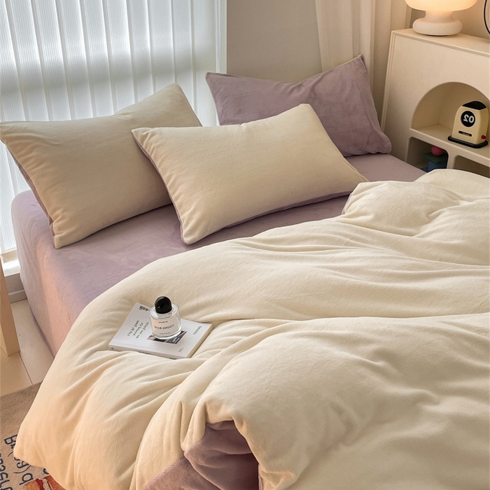 91家纺网 家纺一手货源 找家纺 古吉梦 2023新款牛奶绒纯色双拼（跑量款）四件套 奶芋色+微紫