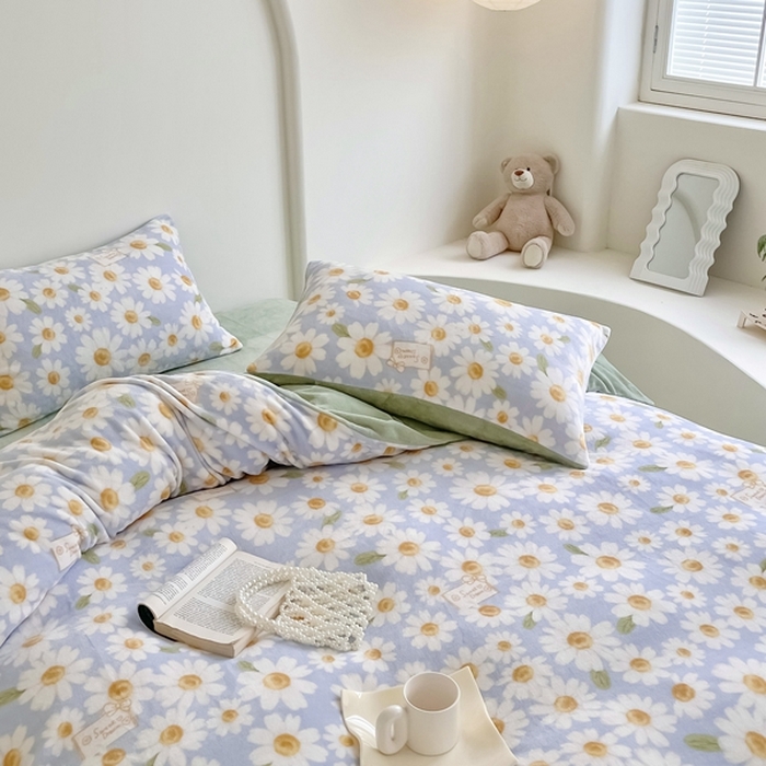 91家纺网 家纺一手货源 找家纺 潘朵拉 2023新款秋冬ins韩系牛奶绒印花四件套 幽径