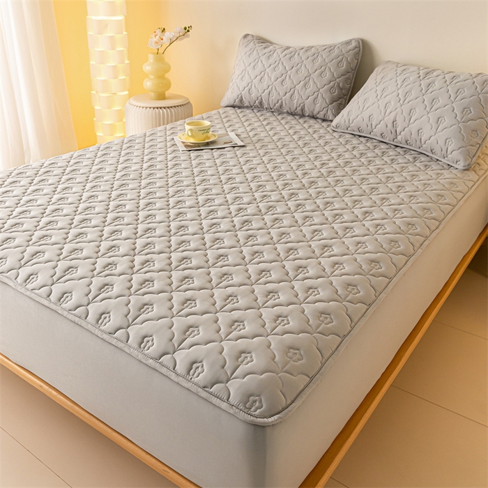 91家纺网 家纺一手货源 找家纺 慕色家纺 2023新款防水大豆夹棉床笠 向阳花-浅灰