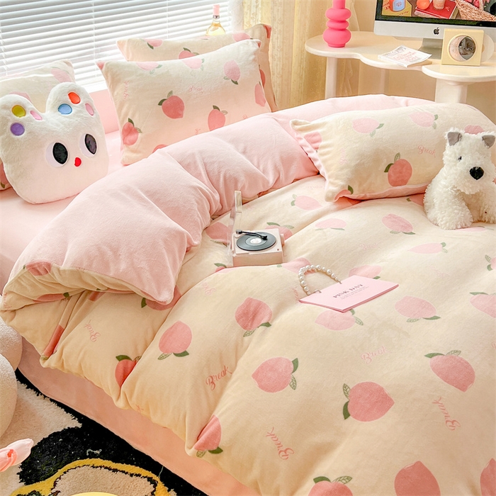 91家纺网 家纺一手货源 找家纺 顾里家纺 2023新款ins少女保暖牛奶绒四件套第二批 水蜜桃