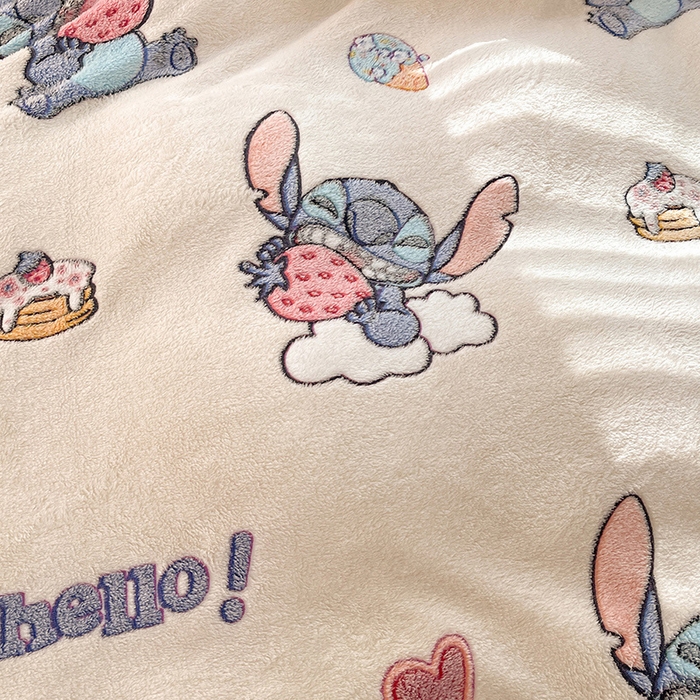 91家纺网 家纺一手货源 找家纺 妖妖家纺 2023新款妖妖雪花绒单品三四件套 活泼史迪仔