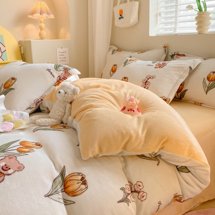 91家纺网 家纺一手货源 找家纺 沐慕 2024新款牛奶绒加厚保暖卡通印花四件套 可可花