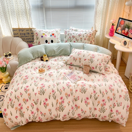 91家纺网 家纺一手货源 找家纺 顾里家纺 2023新款ins少女保暖牛奶绒四件套第二批 花开绽放