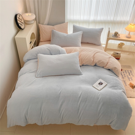 91家纺网 家纺一手货源 找家纺 古吉梦 2023新款牛奶绒纯色双拼（跑量款）四件套 尼罗兰+香蕉玉