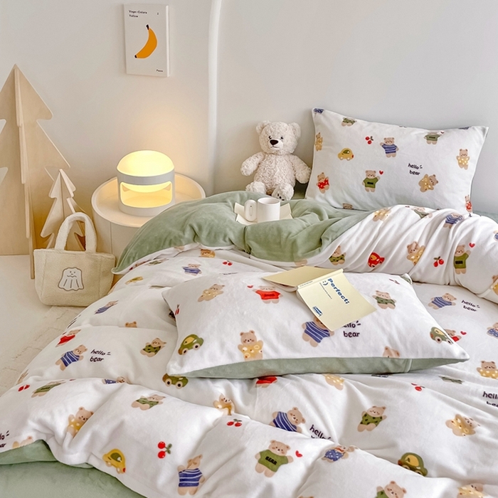 91家纺网 家纺一手货源 找家纺 潘朵拉 2023新款秋冬ins韩系牛奶绒印花四件套 哈喽熊