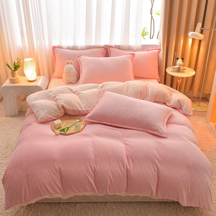 91家纺网 家纺一手货源 找家纺 简爱2025新款纯色双拼牛奶绒四件套被套（跑量款）直播 樱花粉奶油
