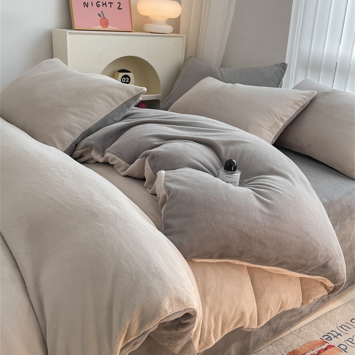 91家纺网 家纺一手货源 找家纺 古吉梦 2023新款牛奶绒纯色双拼（跑量款）四件套 香草灰+经典灰