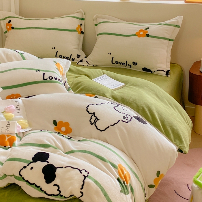 91家纺网 家纺一手货源 找家纺 沐慕 2024新款牛奶绒加厚保暖卡通印花四件套 皮皮狗