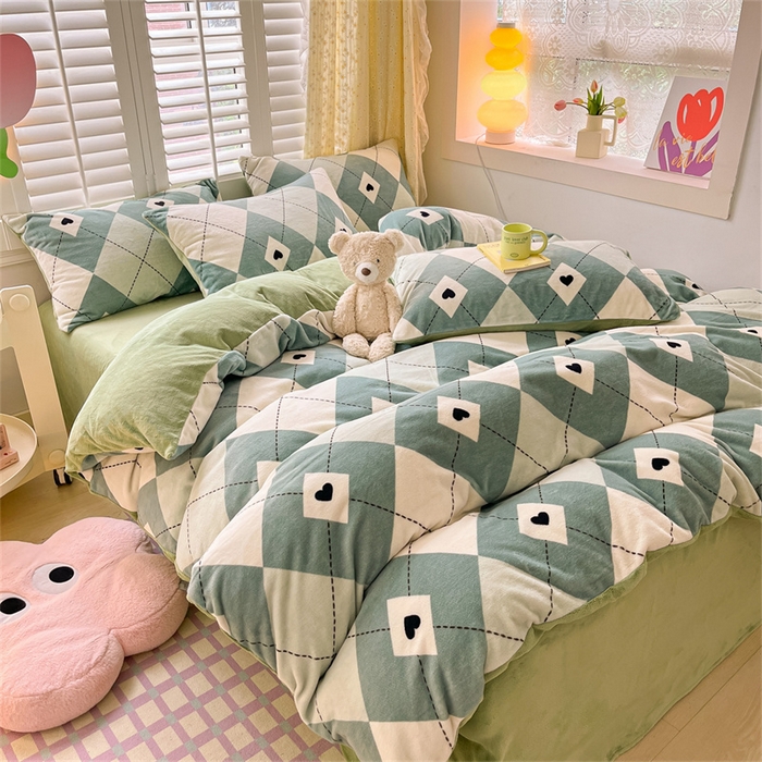 91家纺网 家纺一手货源 找家纺 古吉梦 2023新增牛奶绒印花（跑量款） 菱格-绿