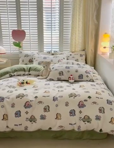 91家纺网 家纺一手货源 找家纺 古吉梦 2023新增牛奶绒印花（跑量款） 小恐龙-米