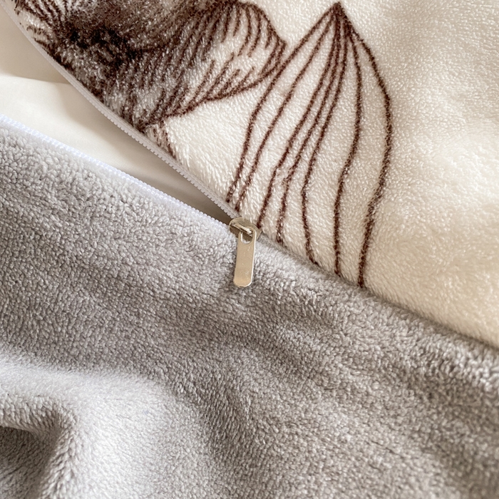 91家纺网 家纺一手货源 找家纺 沐慕 2024新款牛奶绒加厚保暖卡通印花四件套 简约字母