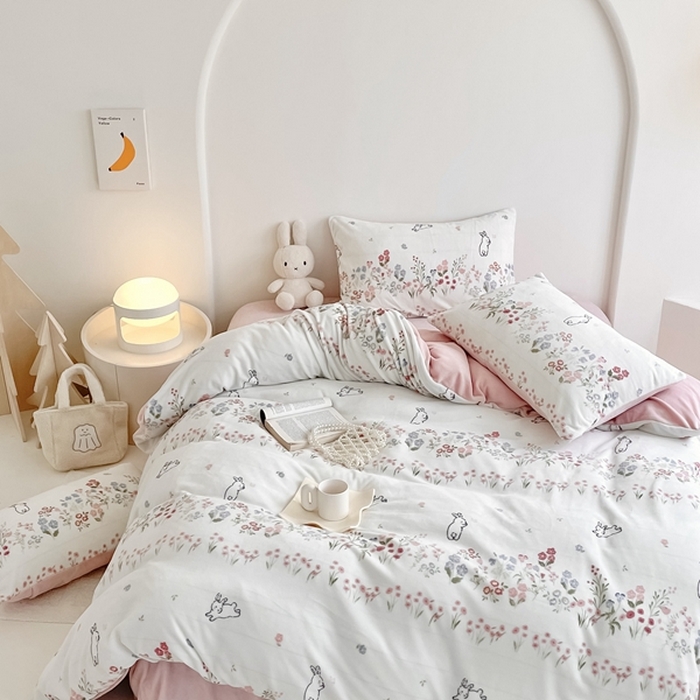 91家纺网 家纺一手货源 找家纺 潘朵拉 2023新款秋冬ins韩系牛奶绒印花四件套 罗密花尽