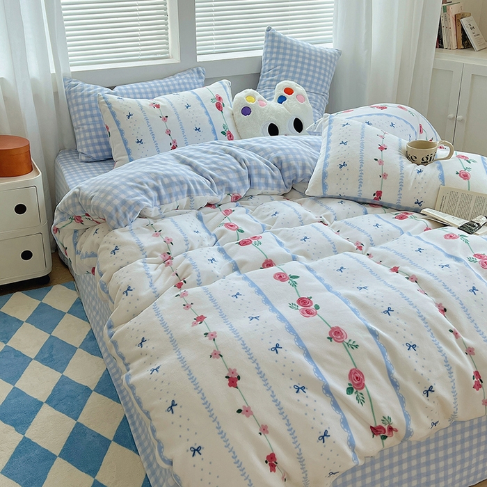 91家纺网 家纺一手货源 找家纺 三朵家纺 2023年牛奶绒小清新系列四件套 星野玫瑰