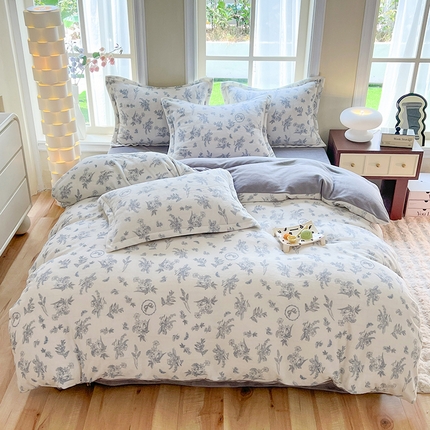 91家纺网 家纺一手货源 找家纺 妖妖家纺 2023新款牛奶绒四件套 浪漫蝴蝶结