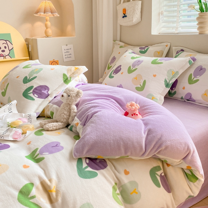 91家纺网 家纺一手货源 找家纺 沐慕 2024新款牛奶绒加厚保暖卡通印花四件套 紫郁金香