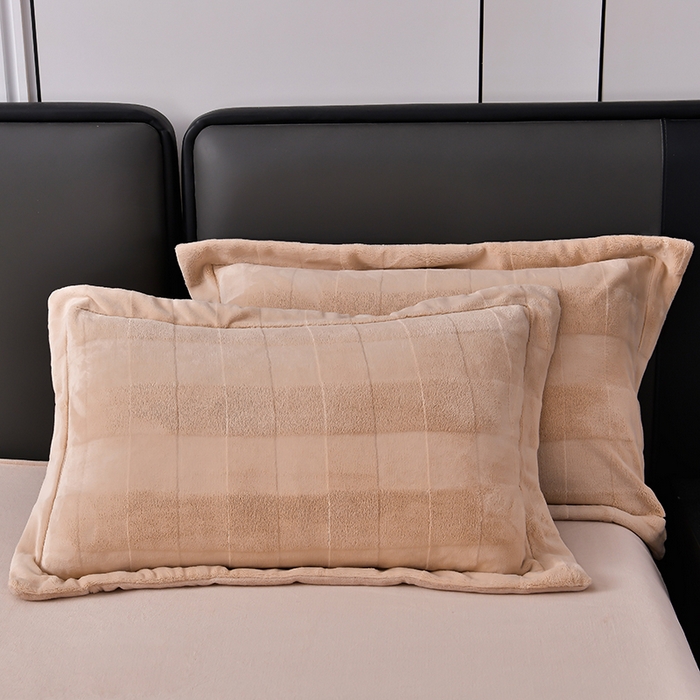 91家纺网 家纺一手货源 找家纺 席之家 2023新款加厚保暖立体剪花方格兔毛绒四件套-简爱款方格-浅驼