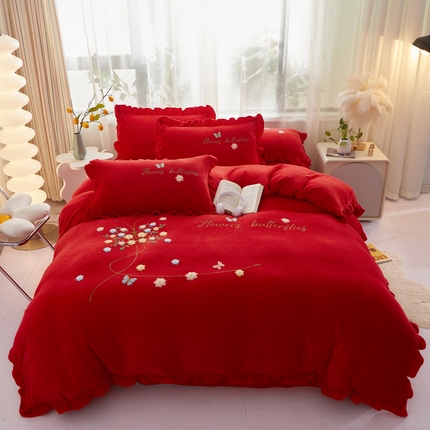 91家纺网 家纺一手货源 找家纺 （总）恋佳 2025新款牛奶绒荷叶边绣花四件套