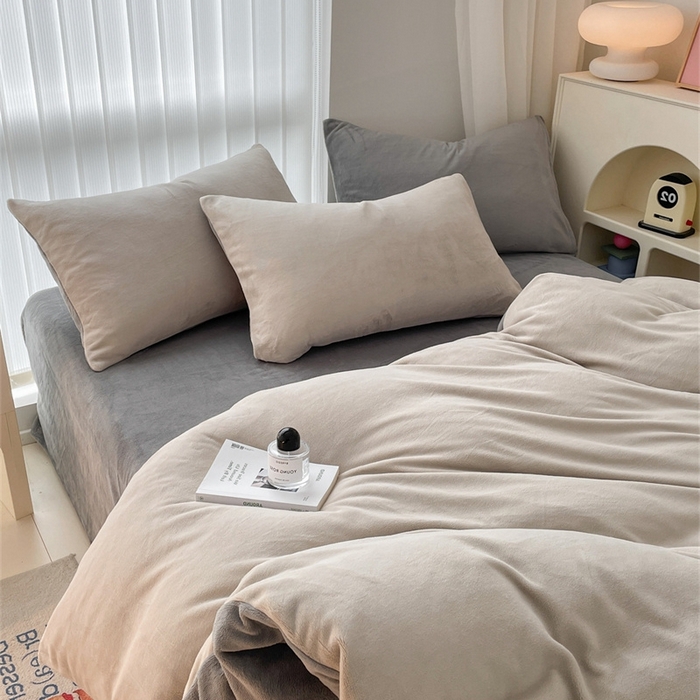 91家纺网 家纺一手货源 找家纺 古吉梦 2023新款牛奶绒纯色双拼（跑量款）四件套 香草灰+经典灰