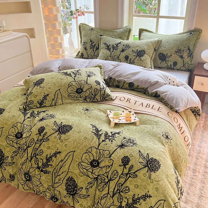 91家纺网 家纺一手货源 找家纺 妖妖家纺 2023新款牛奶绒四件套 奇谷花