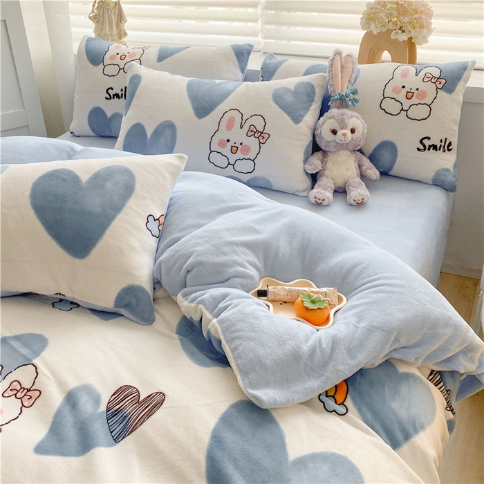 91家纺网 家纺一手货源 找家纺 古吉梦 2023新增牛奶绒印花（跑量款） 蓝色恋人