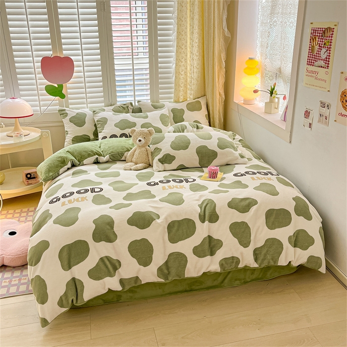 91家纺网 家纺一手货源 找家纺 古吉梦 2023新增牛奶绒印花（跑量款） 斑驳-绿